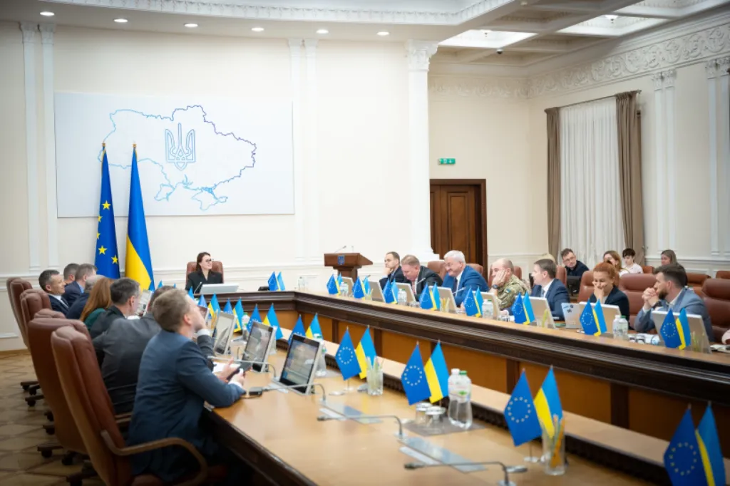 Кабмін схвалив законопроєкт про покарання за проникнення на військові об’єкти