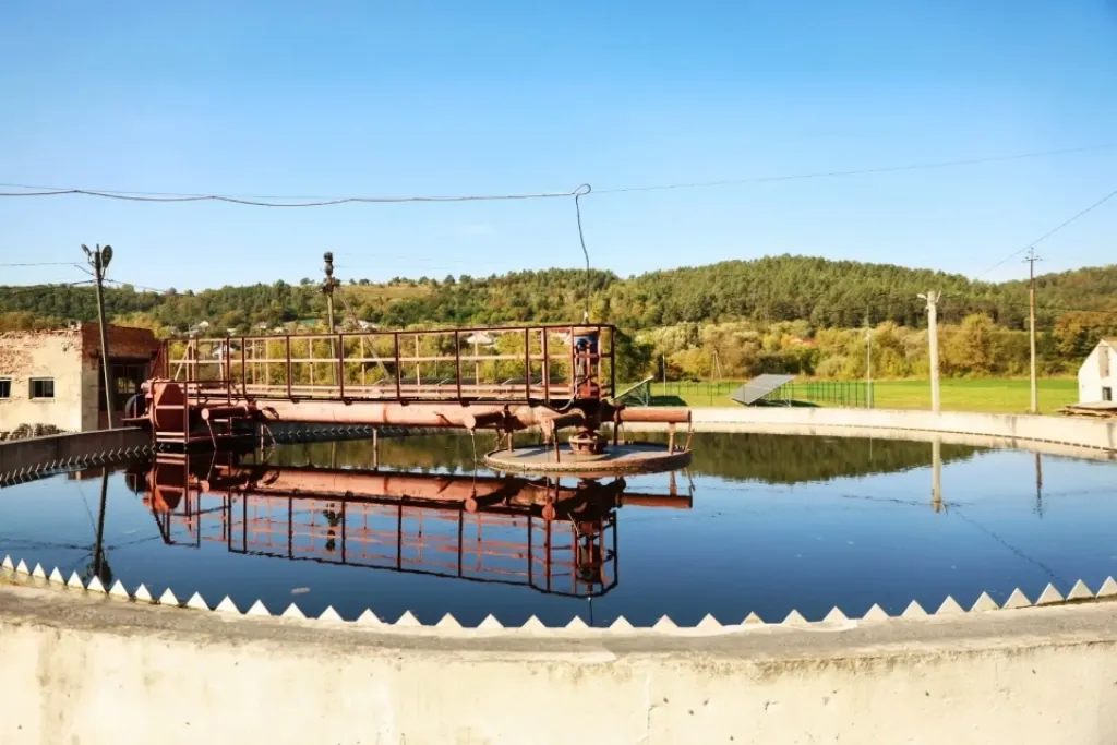 У Чорткові сонячні батареї забезпечують стабільне водопостачання: перший проєкт НЕФКО в Україні