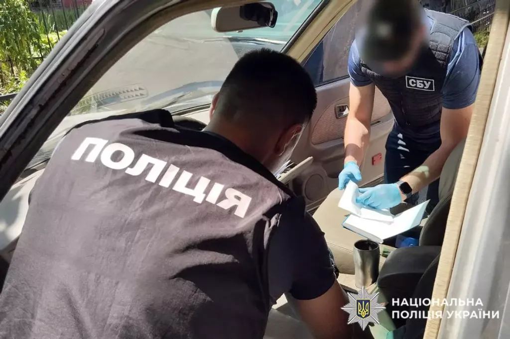 Жителю Тернопільщини, який організовував нелегальний виїзд чоловіків за кордон, загрожує до 9 років в’язниці