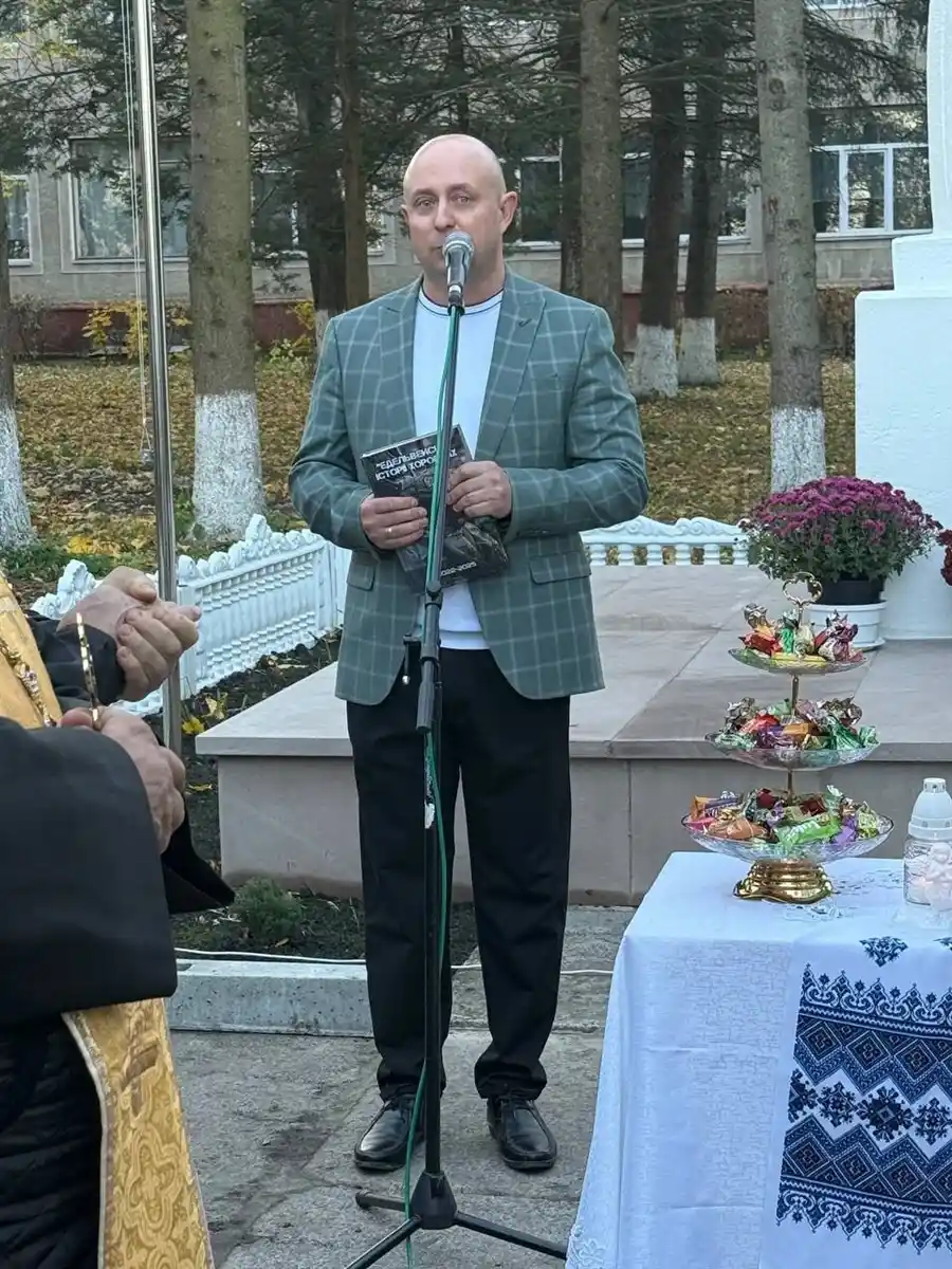«Забути – це значить зрадити!»: у Яблунові відкрили «Алею Героїв»