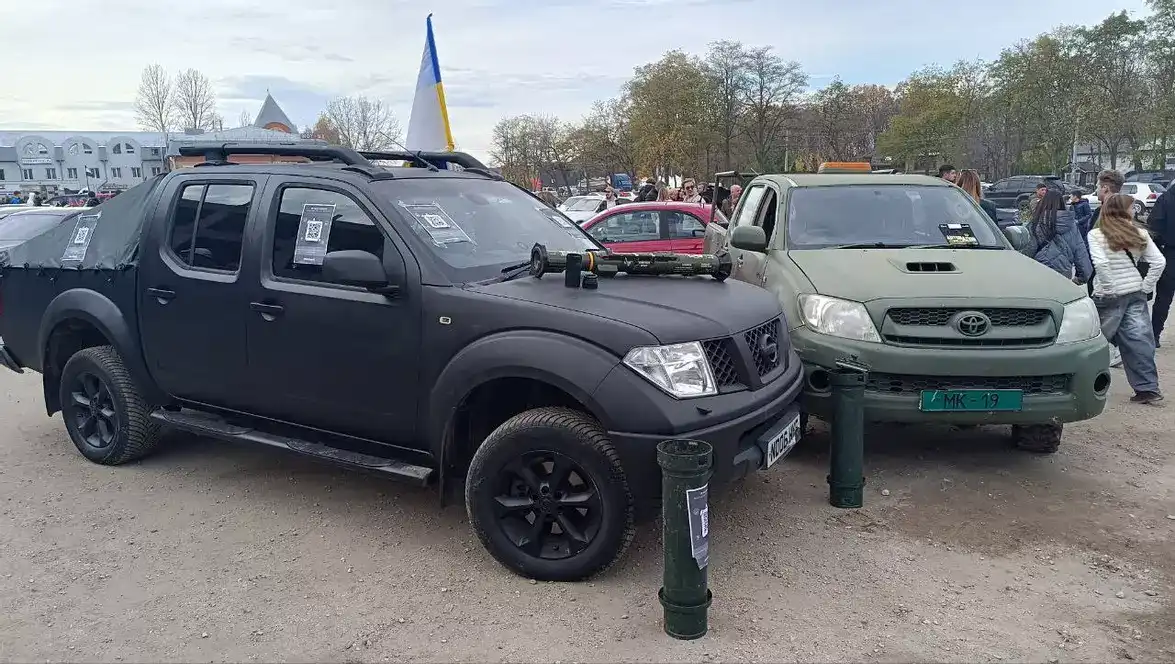 Гул моторів заради перемоги: у Тернополі організували благодійний автофест