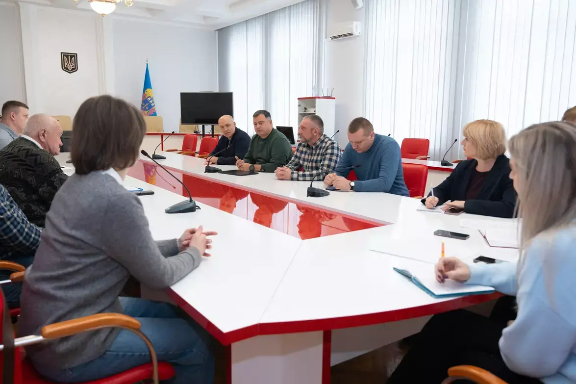 Ветерани та ветеранки з Тернопільщини зможуть безоплатно навчатись в автошколах