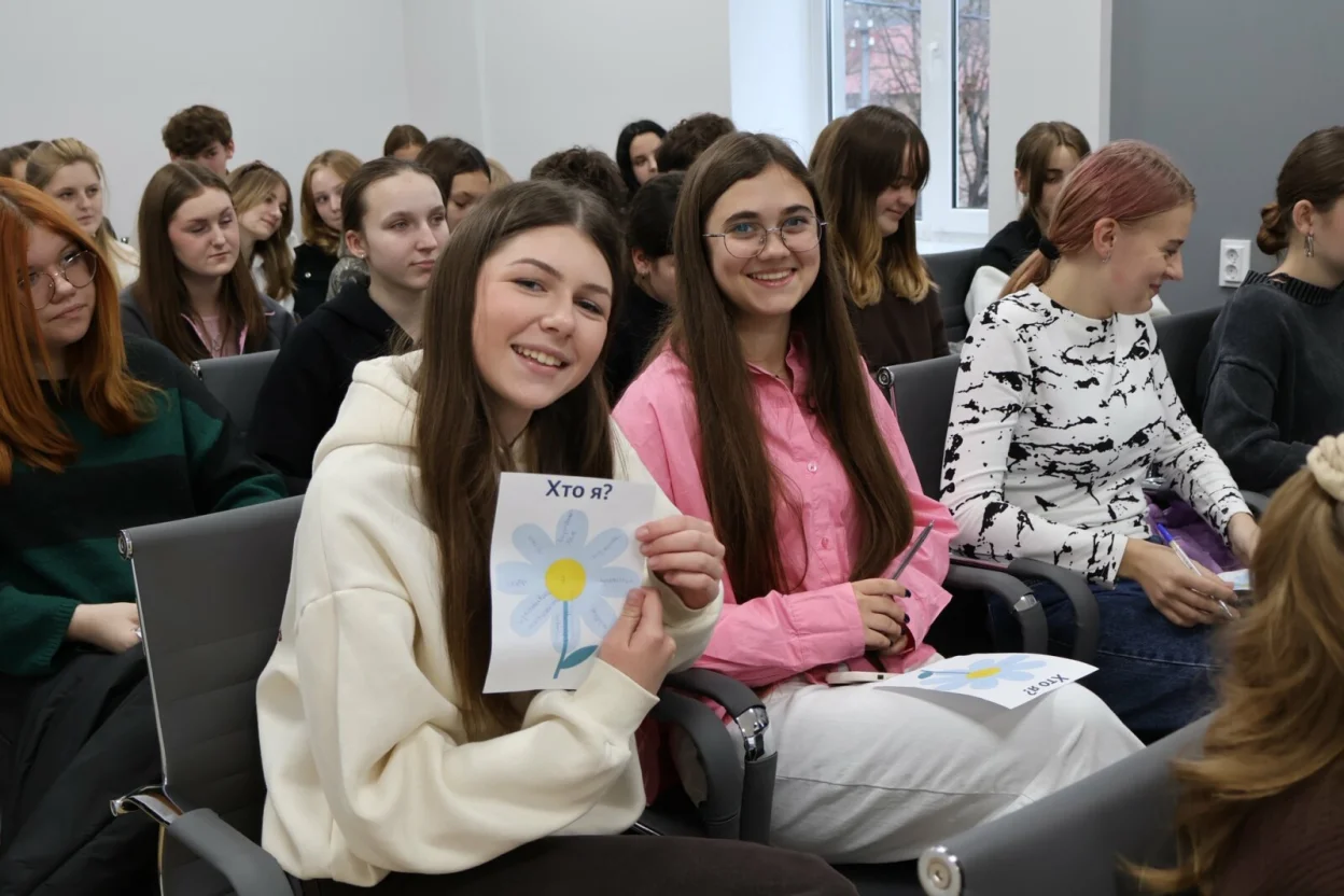 У Чорткові відбувся тренінг «Кар’єрний навігатор: від мрії до дії»