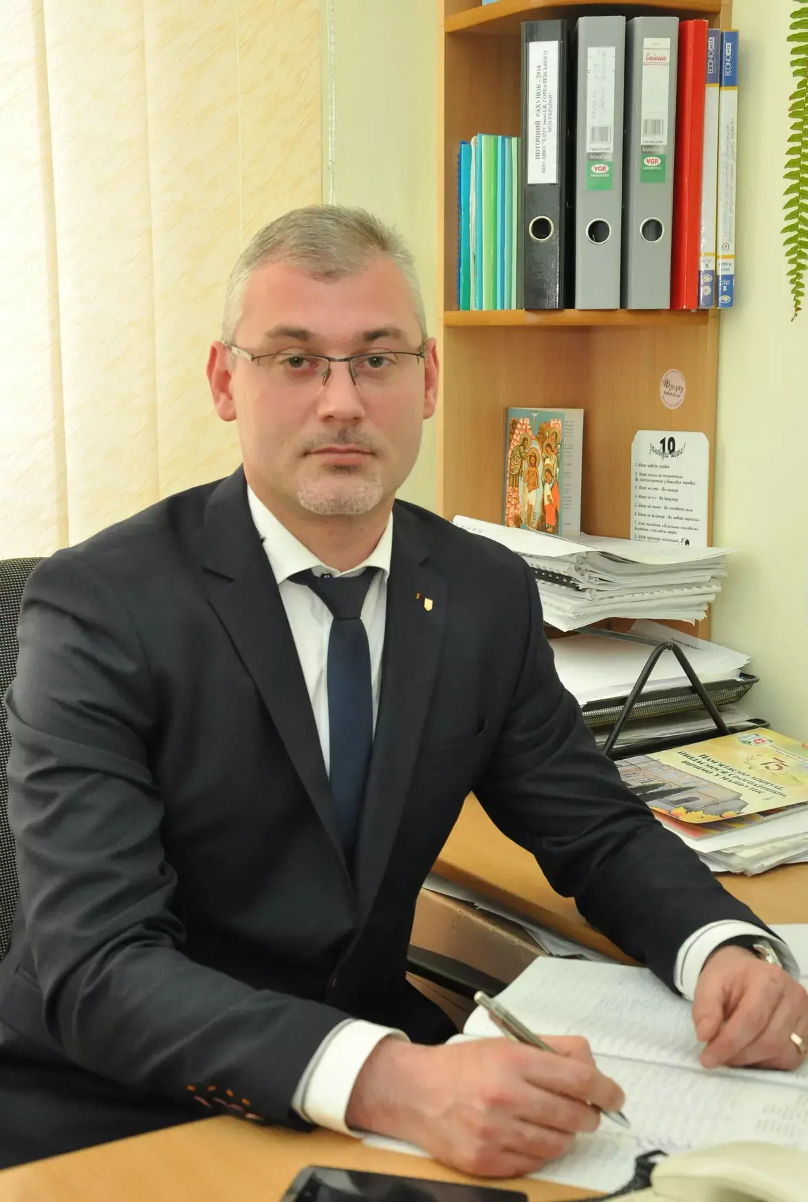Хто претендує на посаду ректора медичного університету і які плани на розвиток