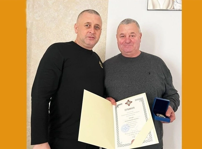 Відомий аграрій з Чортківщини отримав високу церковну нагороду від митрополита Епіфанія