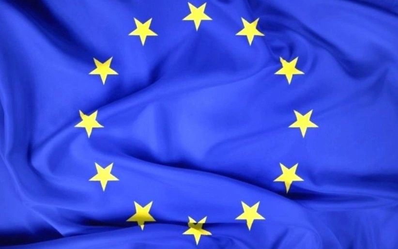 Європейські лідери проведуть термінову розмову із Зеленським щодо “мирного плану”, – Bloomberg