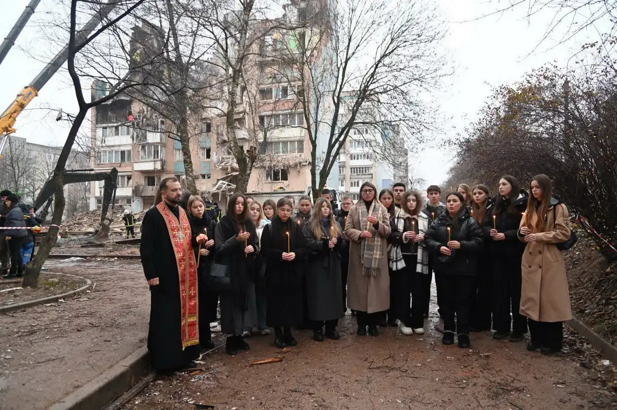 Тернопільська молодь молилась за жертв ракетного удару на місто
