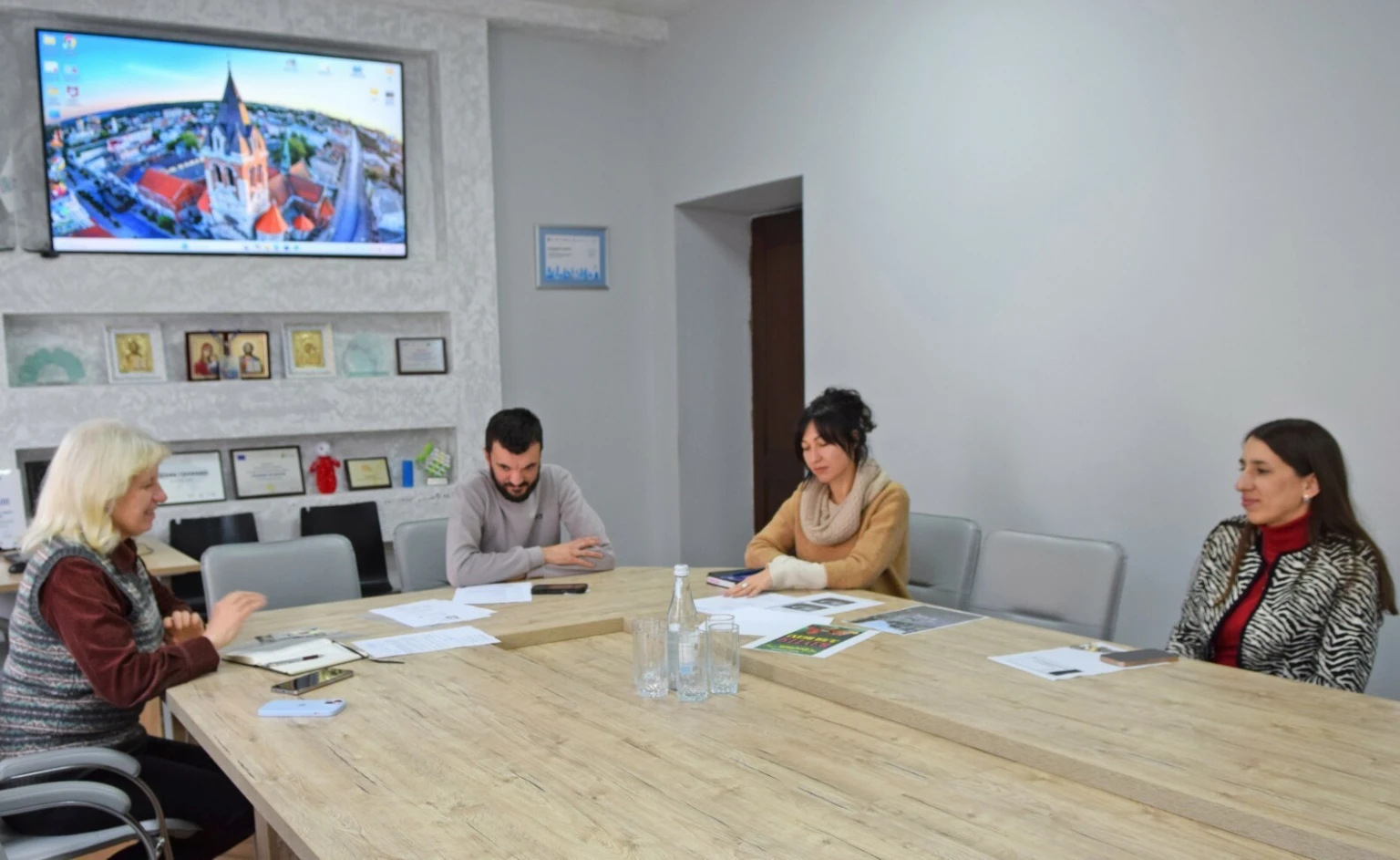 У міській раді розглянули нові проєкти вивісок та реклами