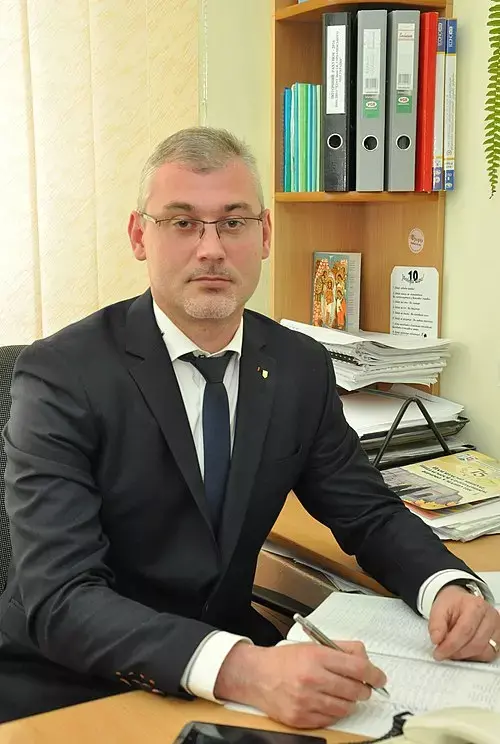Петро Лихацький та Петро Сельський боротимуться за крісло ректора у медичному Тернополя