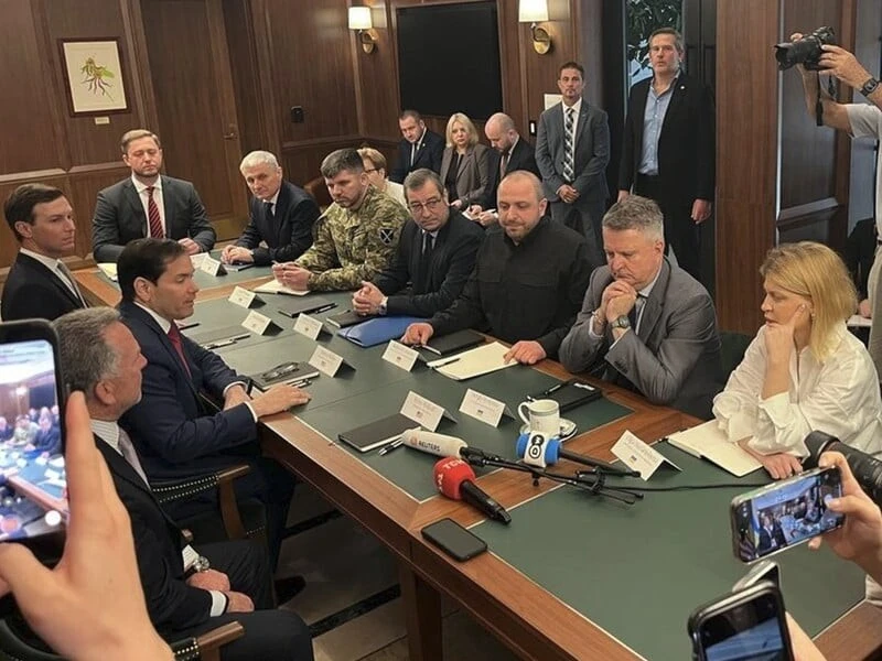 “Вдалий початок”: Кислиця та Віткофф позитивно оцінили переговори між Україною та США