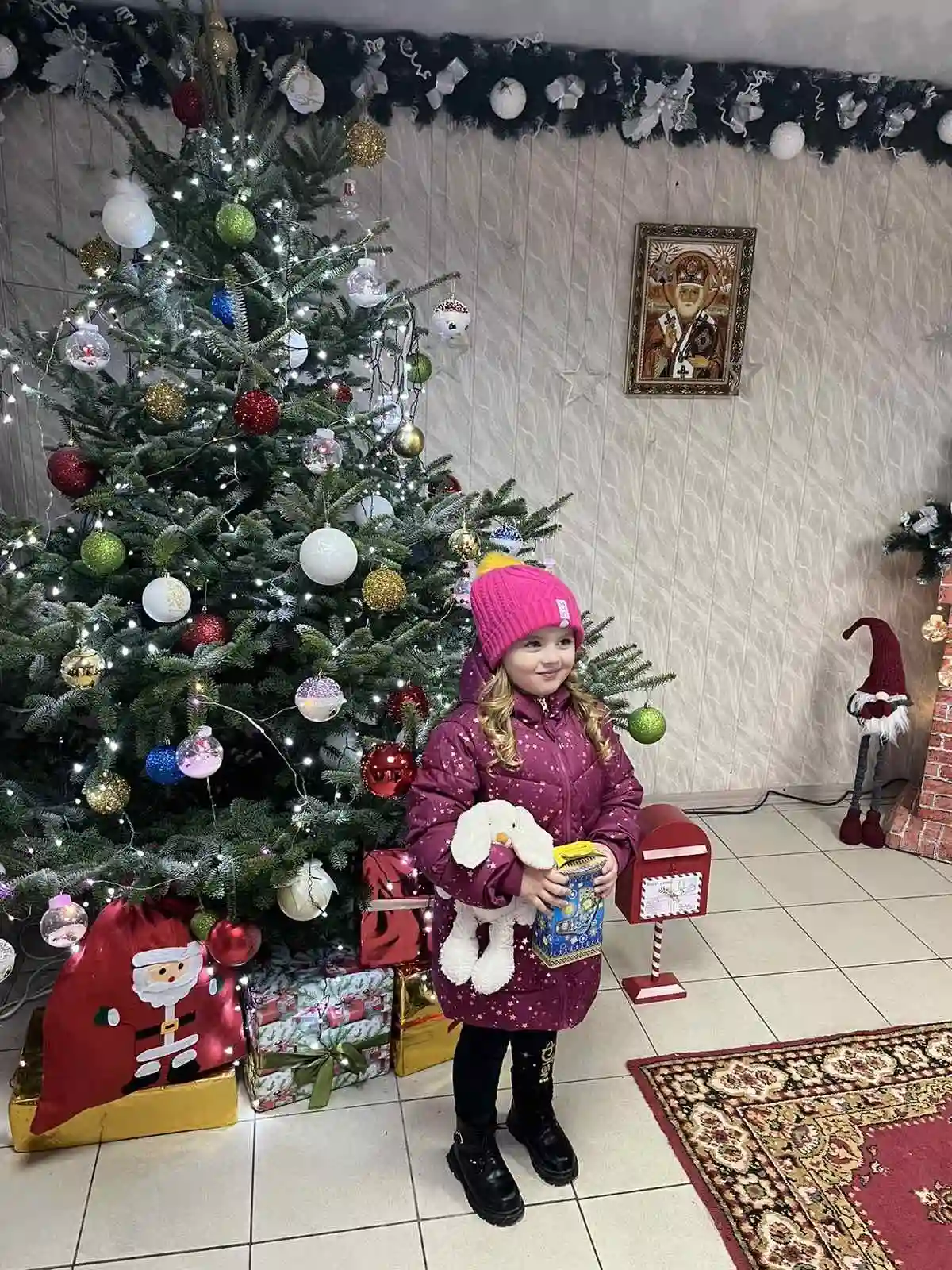 Борщівська громада відкрила Хатинку Миколая: понад 1400 дітей відвідали святкову резиденцію