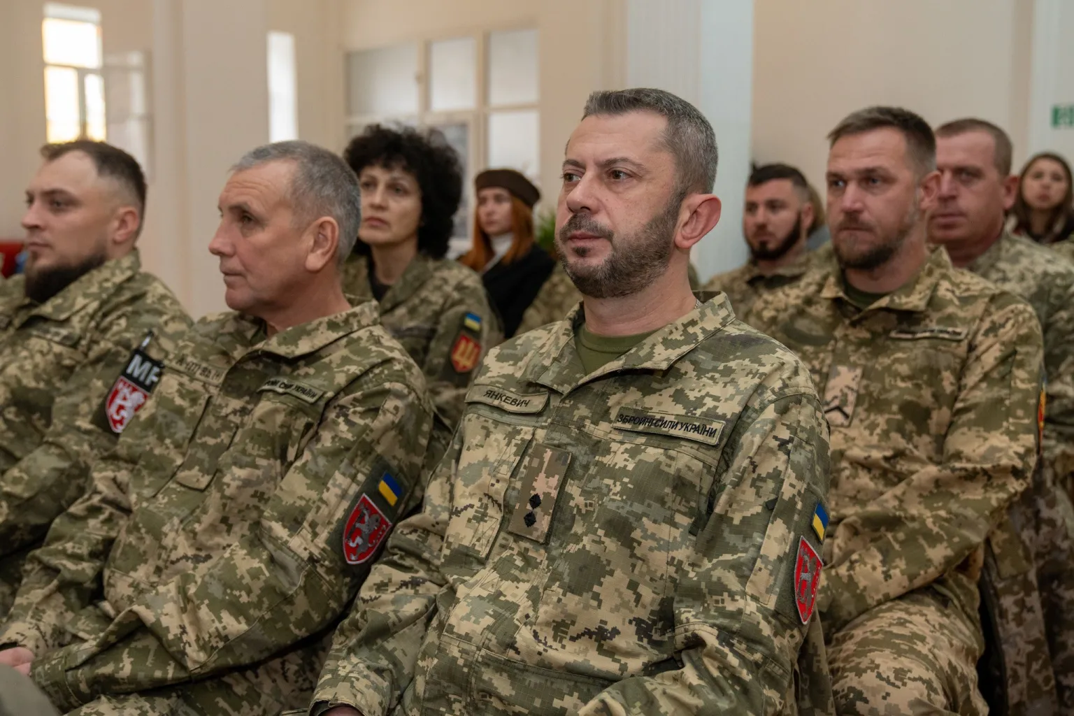 У Тернополі нагородили військових з нагоди Дня ЗСУ