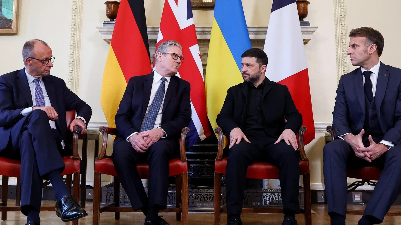 Візит Зеленського до Лондона: Мерц засумнівався в “мирному плані”, а Макрон заявив про “козирі”