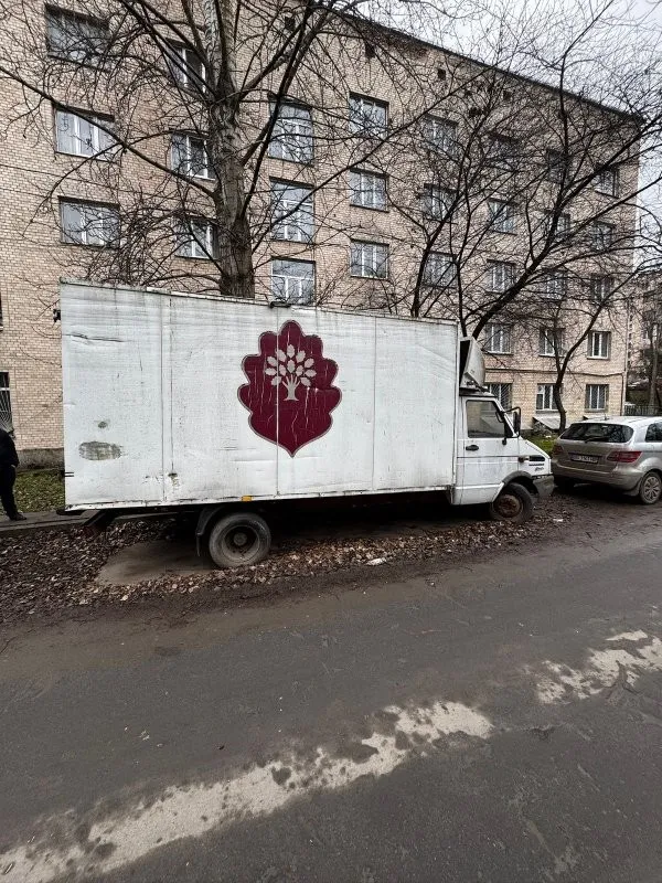 “9 покинутих автомобілів заважають на вулицях Тернополя”: стало відомо, яку проблему вони створюють для людей