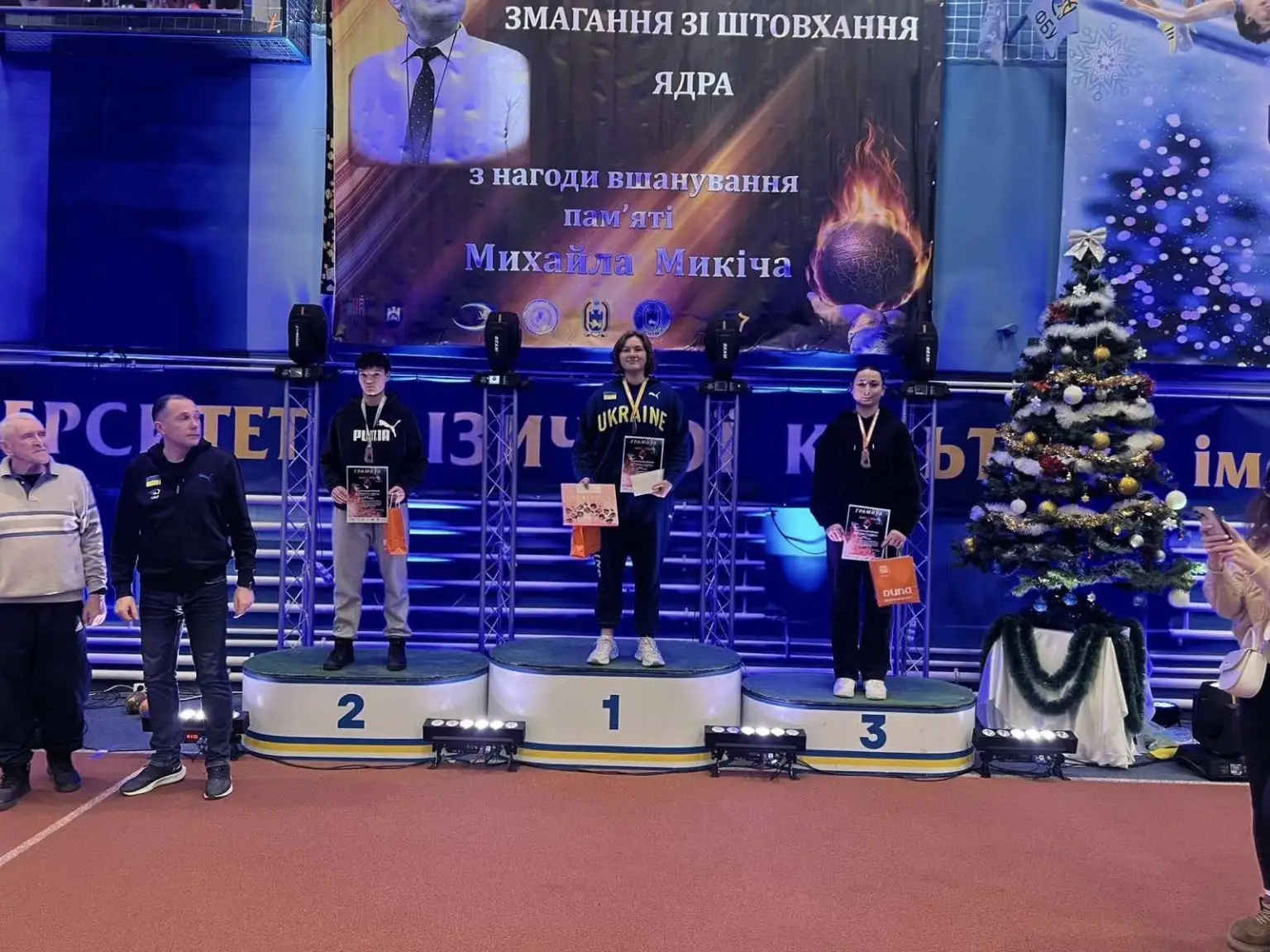 Легкоатлети з Тернопільщини здобули нагороди на всеукраїнських змаганнях зі штовхання ядра