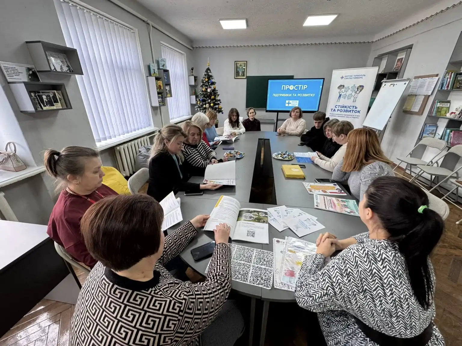 Посилення психологічної стійкості вчителів: у ліцеї в Теребовлі відкрили Безпечний простір