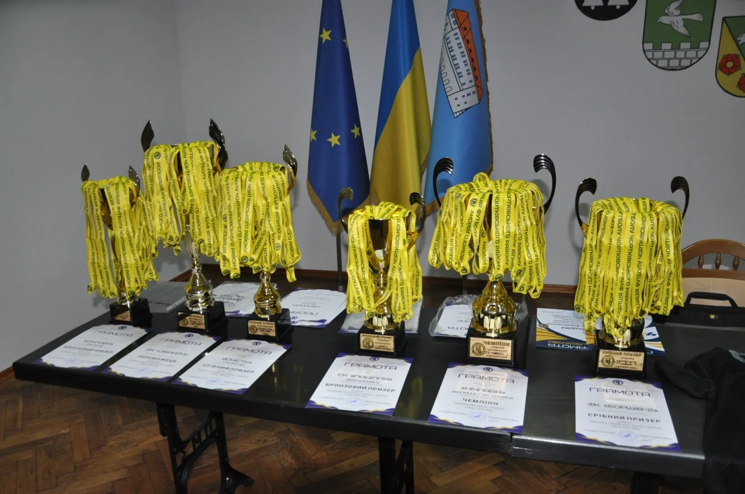 Віват, чемпіони! У Чорткові підбили підсумки футбольного сезону і нагородили переможців першості