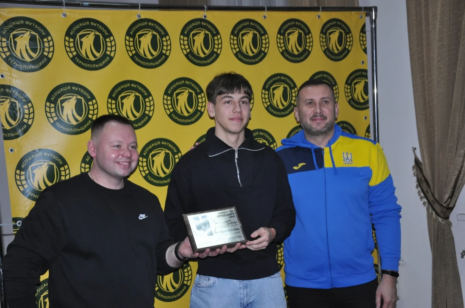 Віват, чемпіони! У Чорткові підбили підсумки футбольного сезону і нагородили переможців першості
