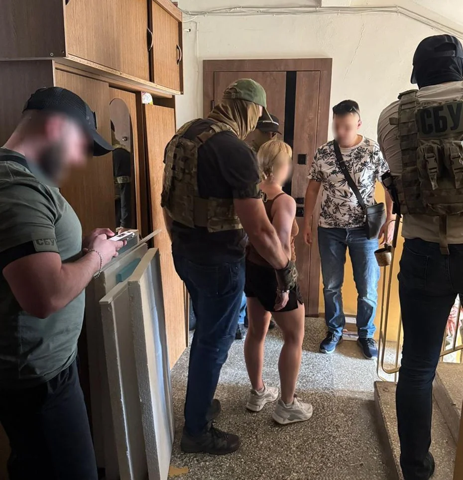 У Львові жінку судитимуть за контрабанду та збут наркотиків в особливо великих розмірах.