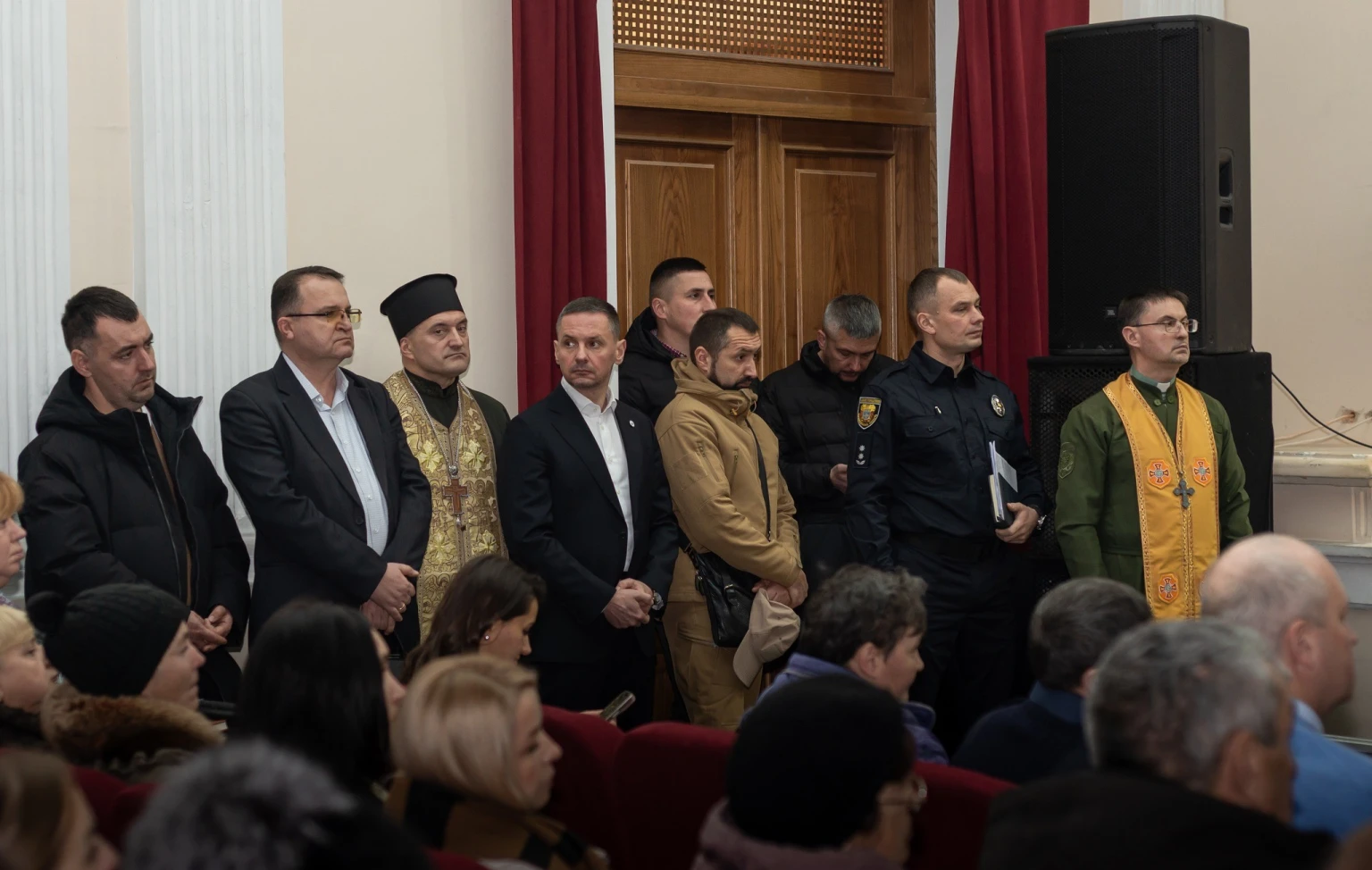 У Тернополі Омбудсмен Дмитро Лубінець зустрівся з родинами полеглих та зниклих безвісти воїнів У Тернополі Омбудсмен Дмитро Лубінець зустрівся з родинами полеглих та зниклих безвісти воїнів