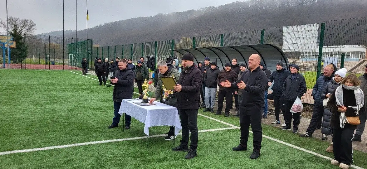 Чортківський футбол: Кубок святого Миколая поїхав до Копичинців