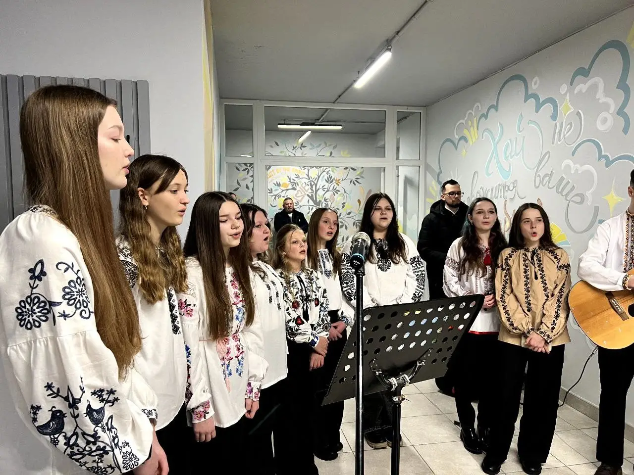 Різдво поруч із болем: у Тернополі зібралися родини полеглих захисників Різдво поруч із болем: у Тернополі зібралися родини полеглих захисників