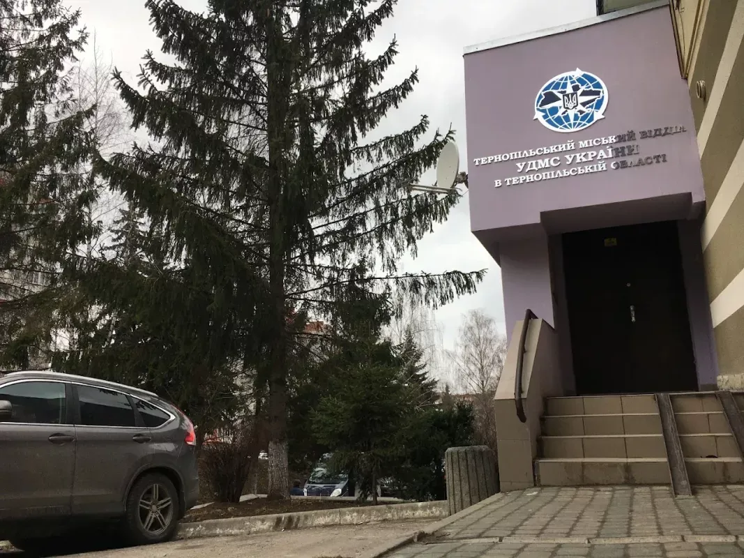 Паспорти без черг і поїздок: у Тернополі захисникам відновлюють документи прямо в лікарні