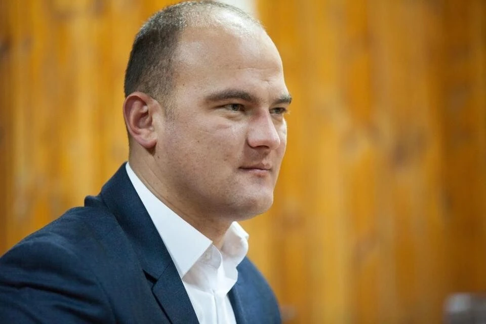 Чортків іде на вимушені канікули: чому автономність міста не врятувала освітній процес