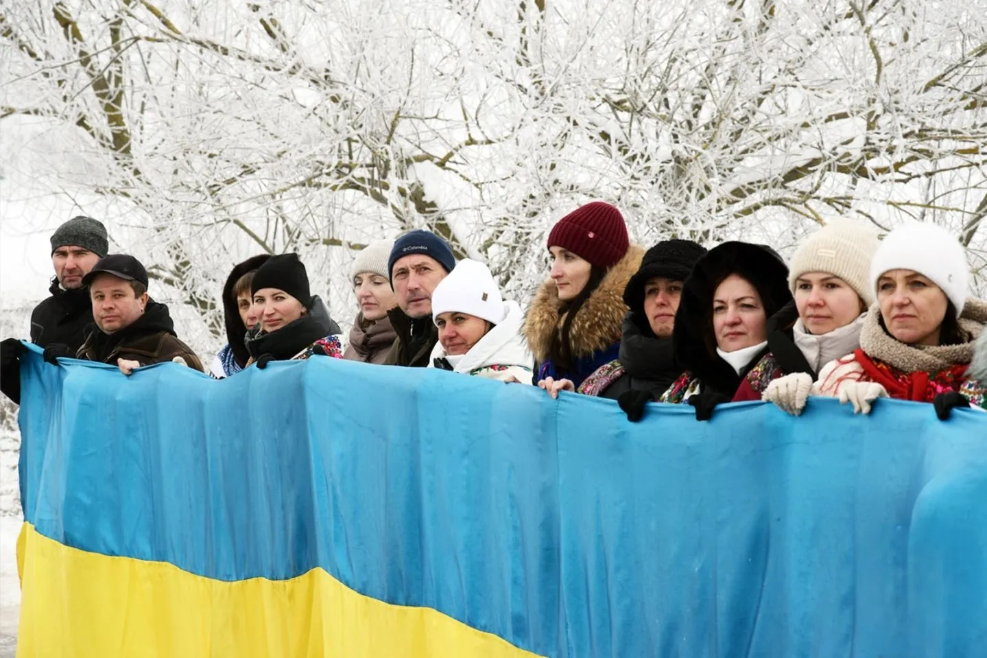 Символ єдності на кордоні областей: як Шумська та Білогірська громади відзначили День Соборності