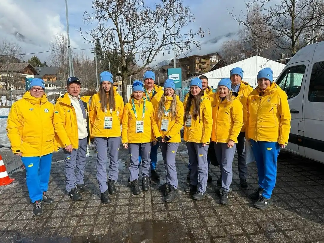 Олімпійська Антерсельва зустрічає українців: біатлоністи вже в олімпійському селищі