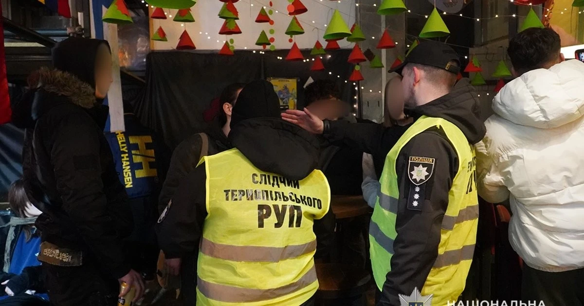 «Забутий» пакет кратому: деталі обшуків у відомого тернопільського ресторатора