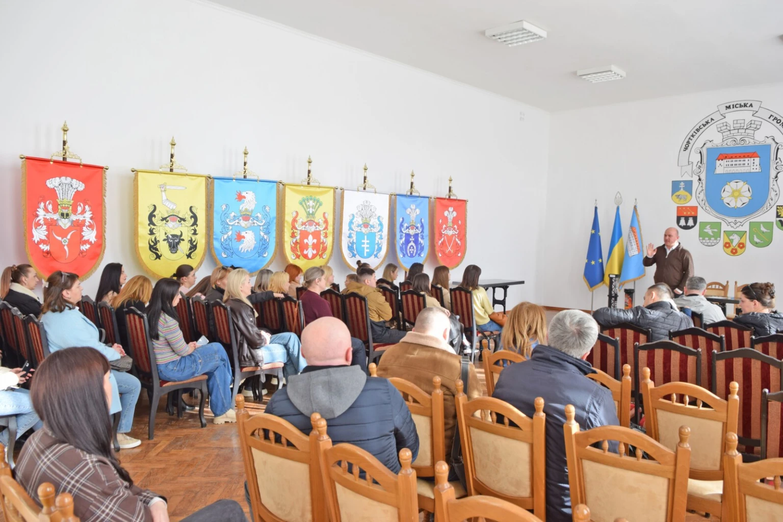Травматологи з Чорткова вдосконалили професійні навички на міжнародному курсі в Польщі
