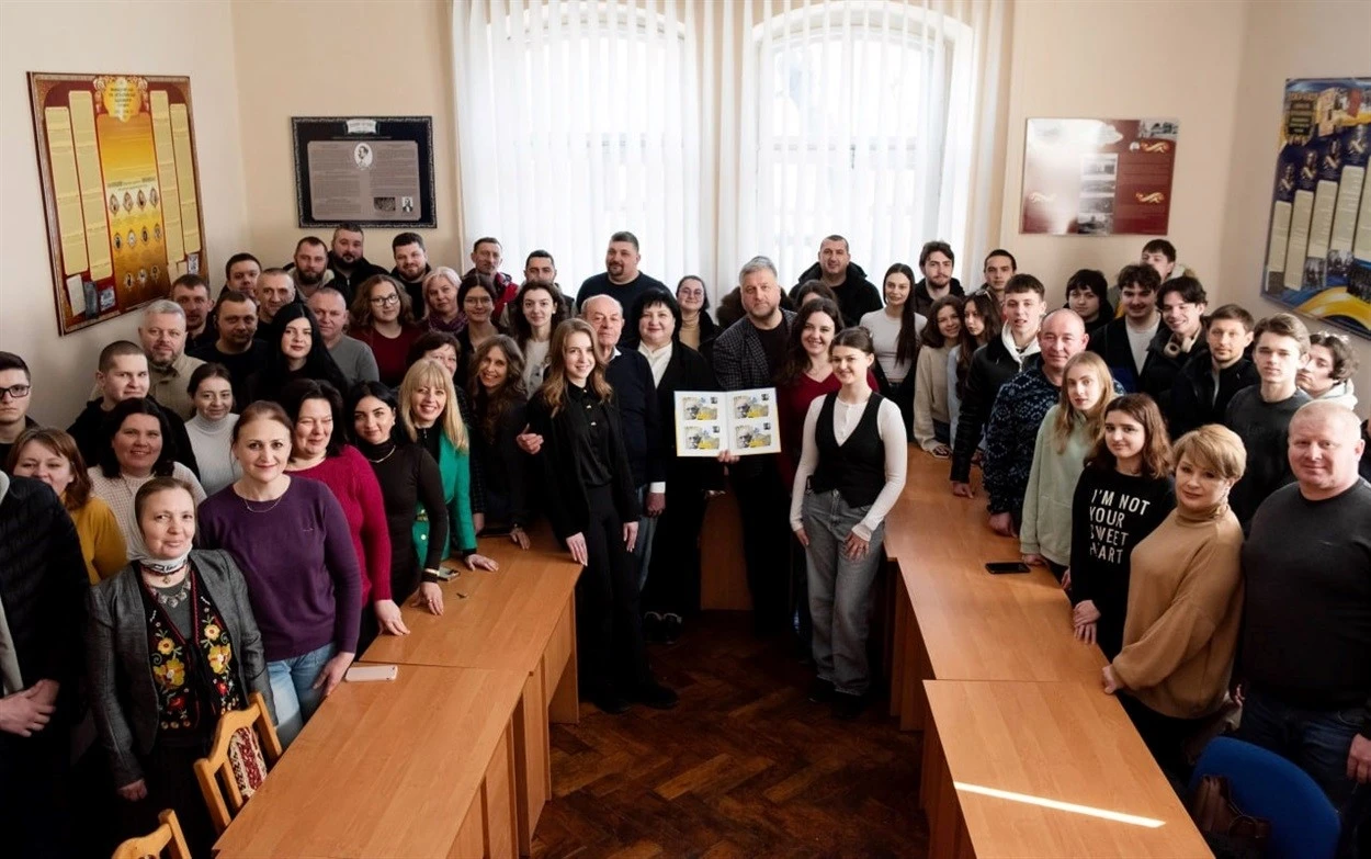 Пам’ять крізь покоління: у Чорткові презентували унікальну марку на честь Антіна Горбачевського
