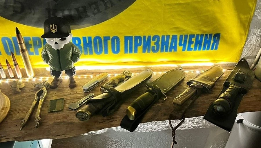 Під Тернополем поліція викрила нелегальну схованку в гаражі