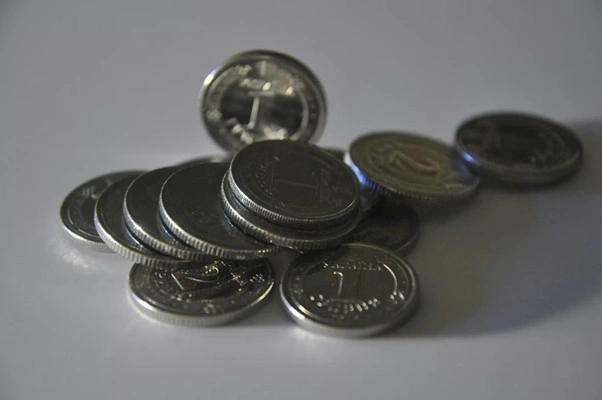 Як продати українські монети онлайн — корисні поради