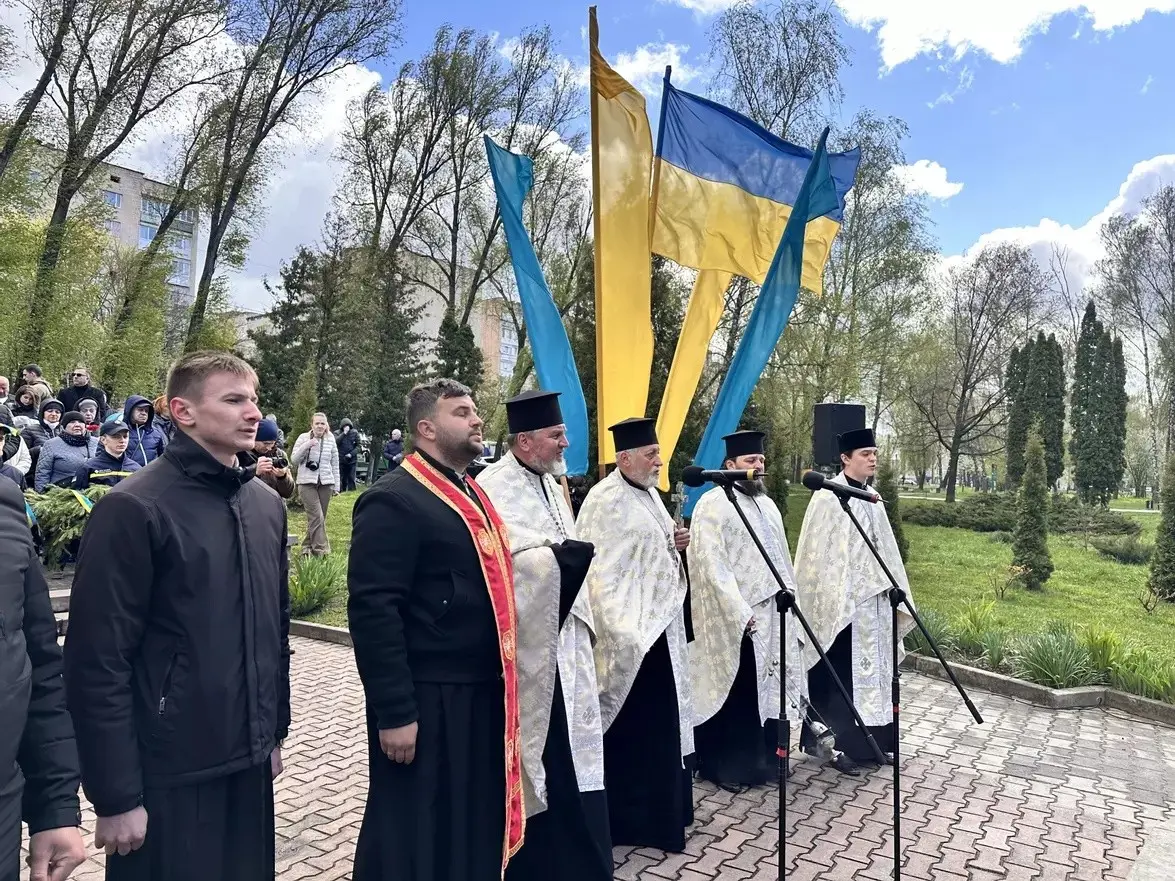 Сорок років пам’яті: у Тернополі відбувся мітинг-реквієм на честь героїв Чорнобиля