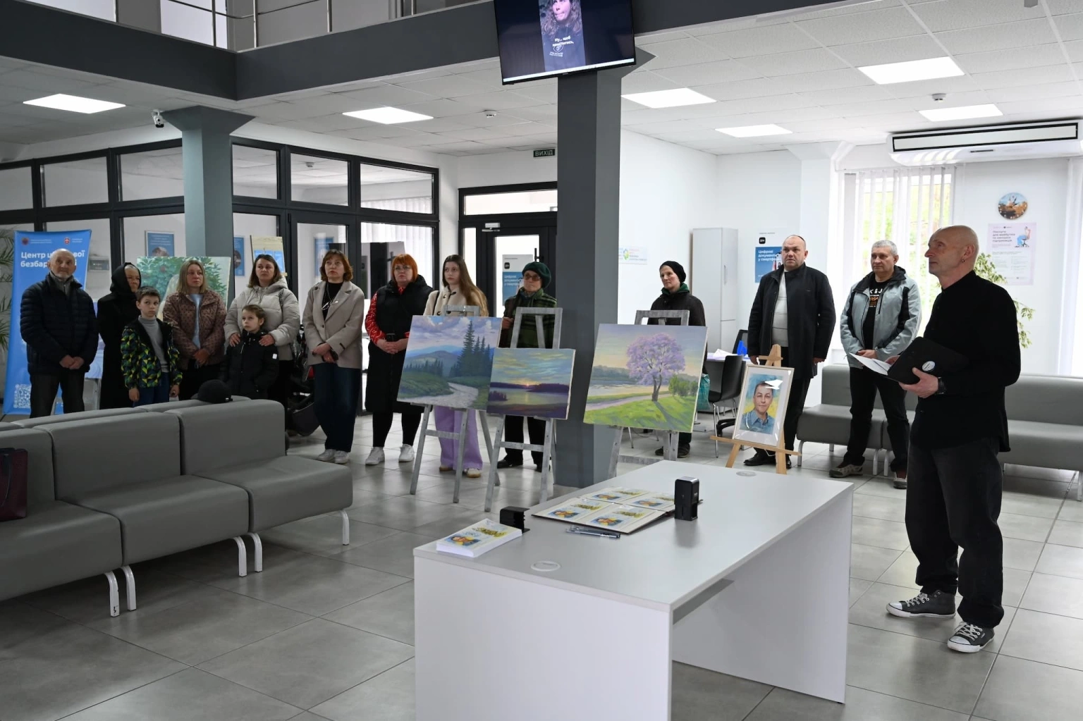 Пам’ять у філателії: на Тернопільщині випустили марку на честь загиблого митця та воїна