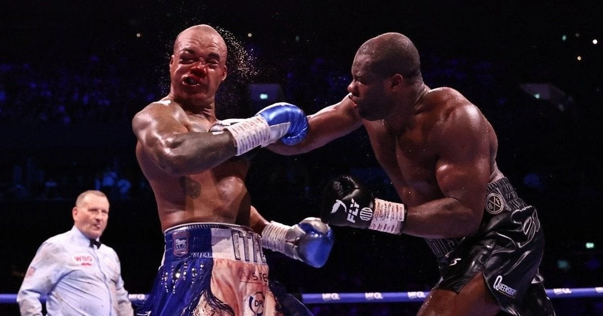 Дюбуа захистив титул WBO у кривавому протистоянні з Вордлі