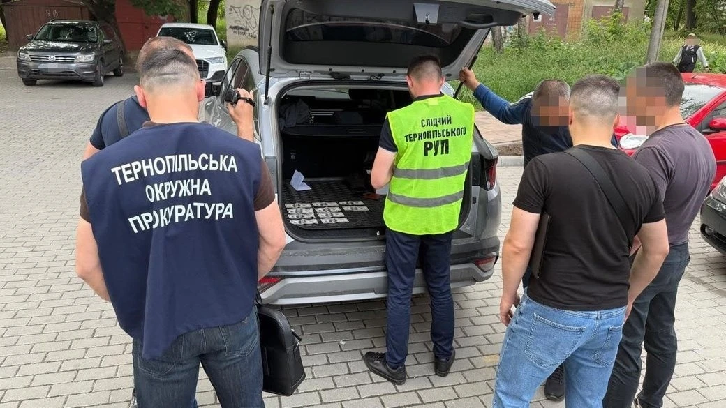 У Тернополі викрили організатора нелегального каналу міграції