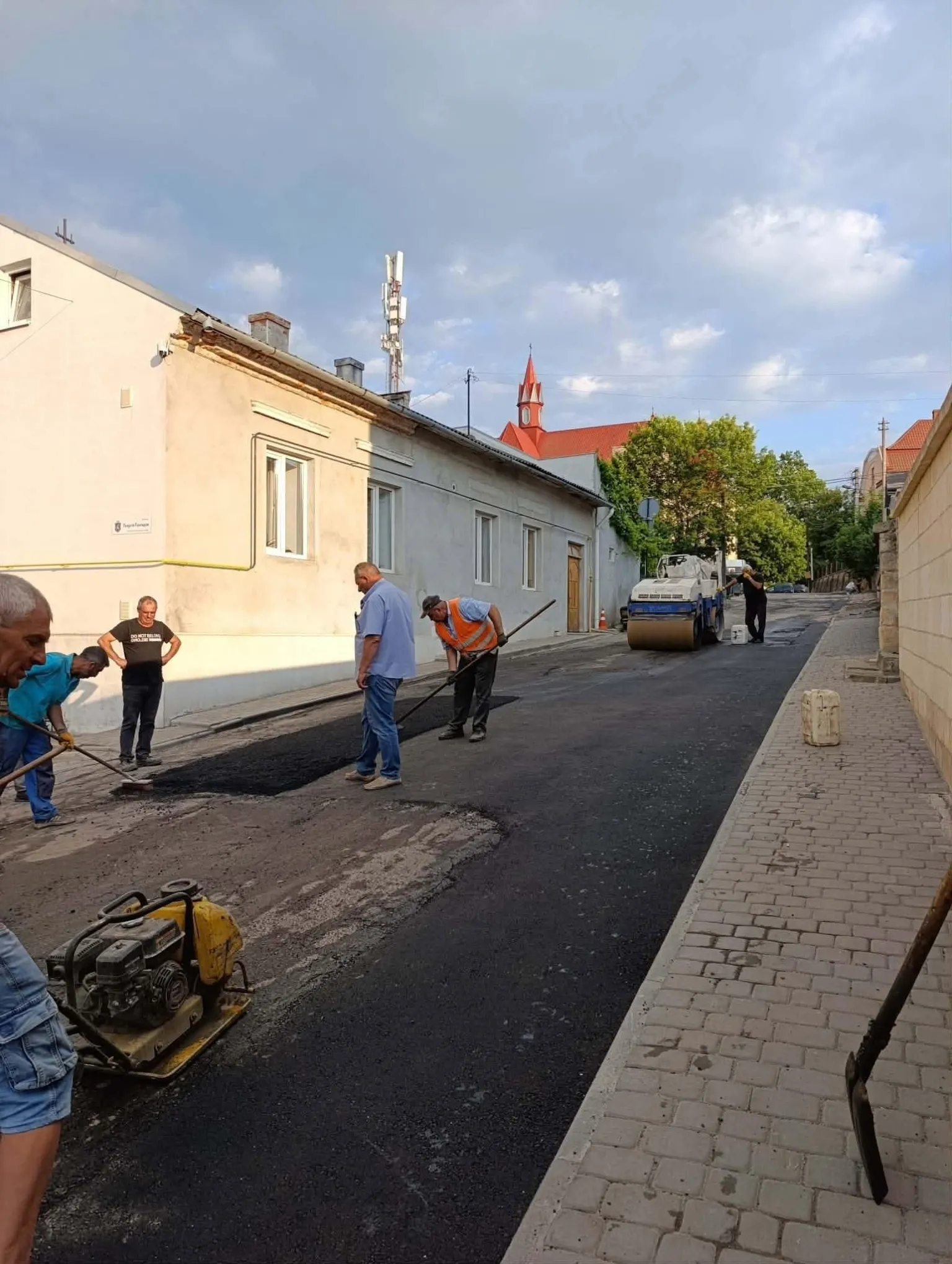 Старовинний квартал Бережан оновлюють завдяки спільним зусиллям