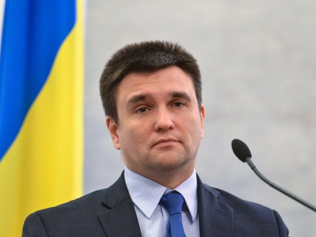 Варшава ризикує повторити шлях Москви у ставленні до історичних подій