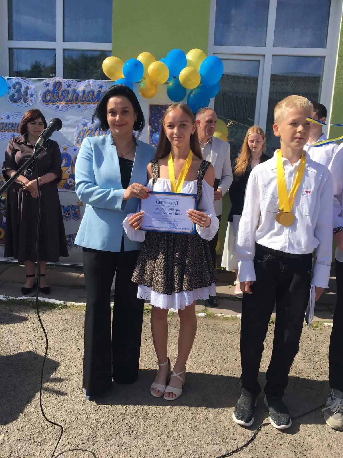 Білобожницька громада преміювала найкращих освітян та учнів
