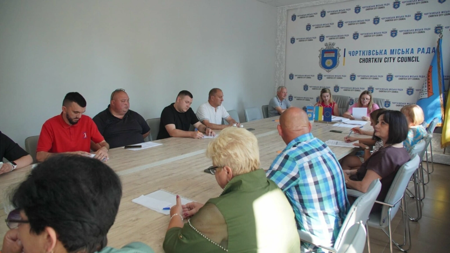Старости сіл Чортківщини долучаються до допомоги у працевлаштуванні мешканців